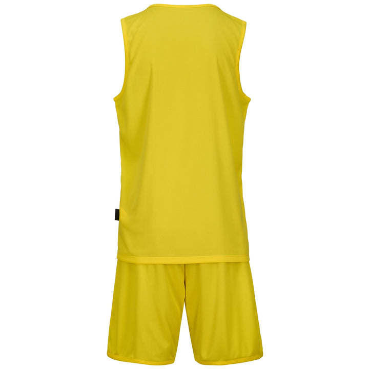 SETS Man KAPPA4BASKET DANCOSI Shorts / Tank YELLOW-BLUE OCEAN Dressed Side (jpg Rgb)		