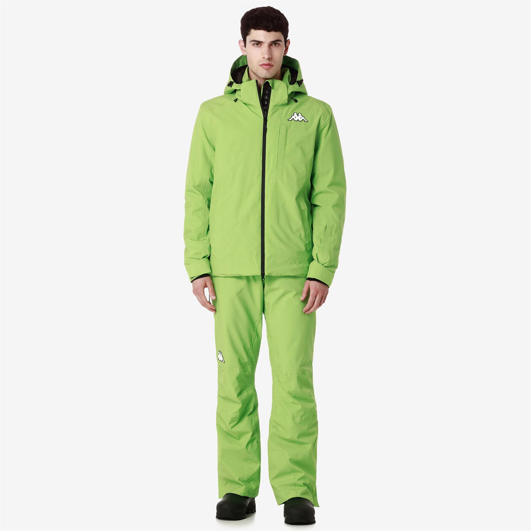 Jackets Man 8CENTO 806 Mid GREEN GLOWING - BLACK Dressed Back (jpg Rgb)		