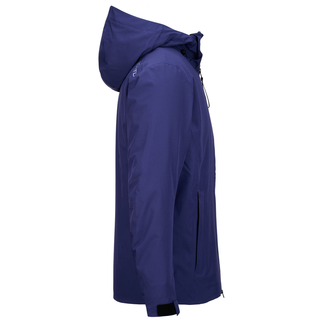 Jackets Man 8CENTO 806 Mid BLUE CAVERN - BLACK Dressed Front (jpg Rgb)	