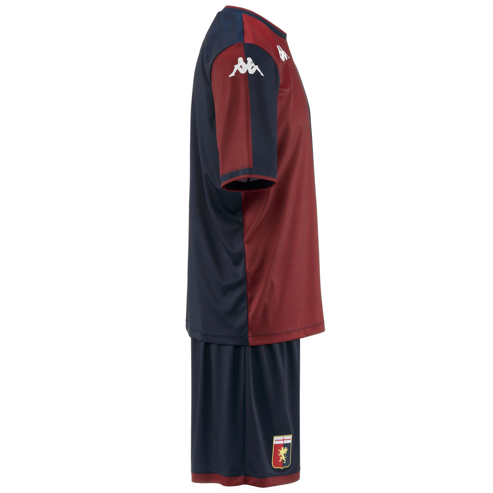 SETS Man KOMBAT KIT 2025 GENOA Shorts / T-Shirt RED DK DAHLIA-BLUE DK Dressed Front (jpg Rgb)	