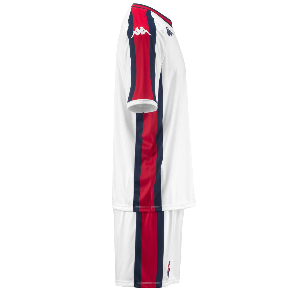 SETS Man KOMBAT KIT 2025 GENOA Shorts / T-Shirt WHITE-RED-BLUE DK Dressed Front (jpg Rgb)	