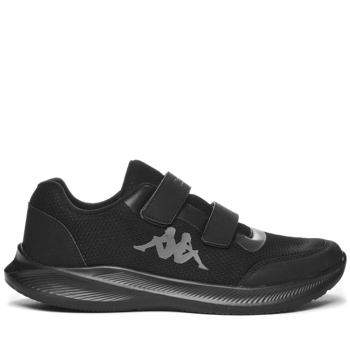 Sport Shoes Unisex KOMBAT BOLDY 2 V Low Cut BLACK-GREY DK Photo (jpg Rgb)			