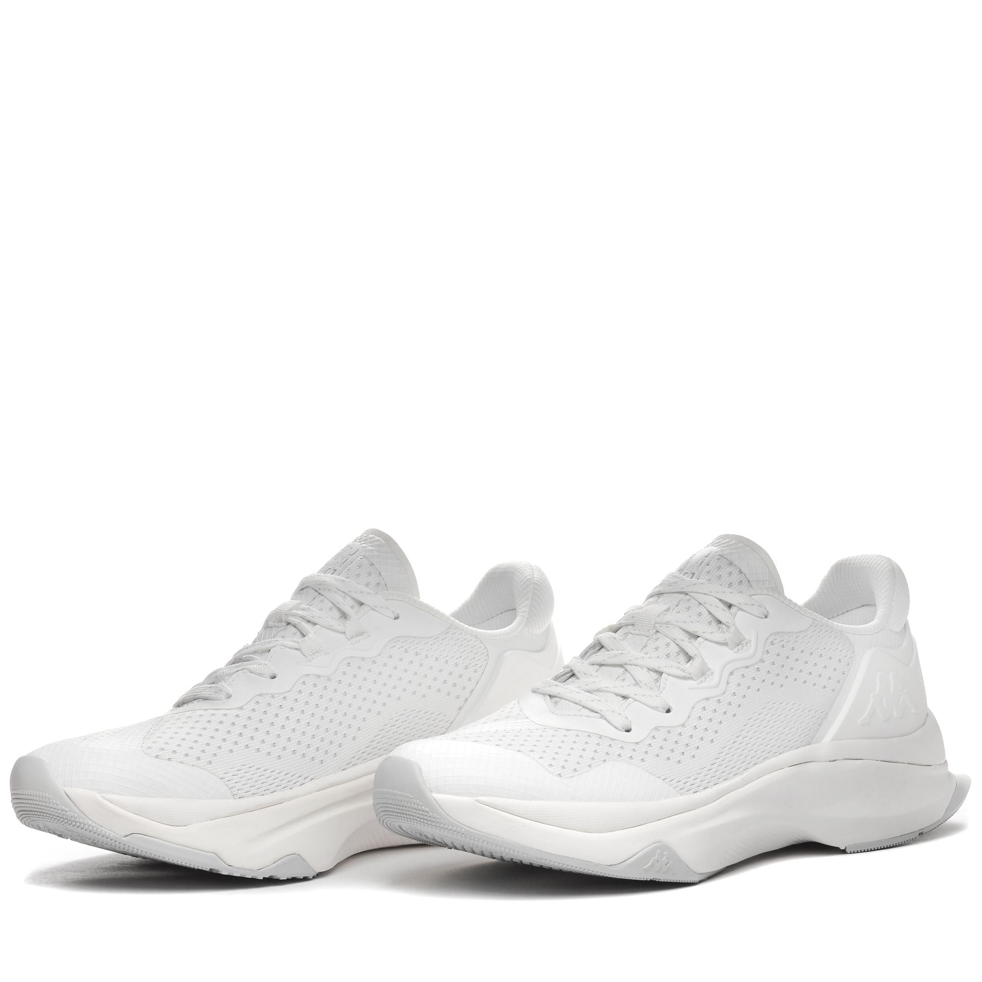 KOMBAT PERFORMANCE 2 PRO - Sport Shoes - Low Cut - Unisex - WHITE